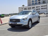 Infiniti QX70
