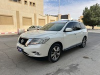 Used 2015 Nissan Pathfinder for sale in Riyadh