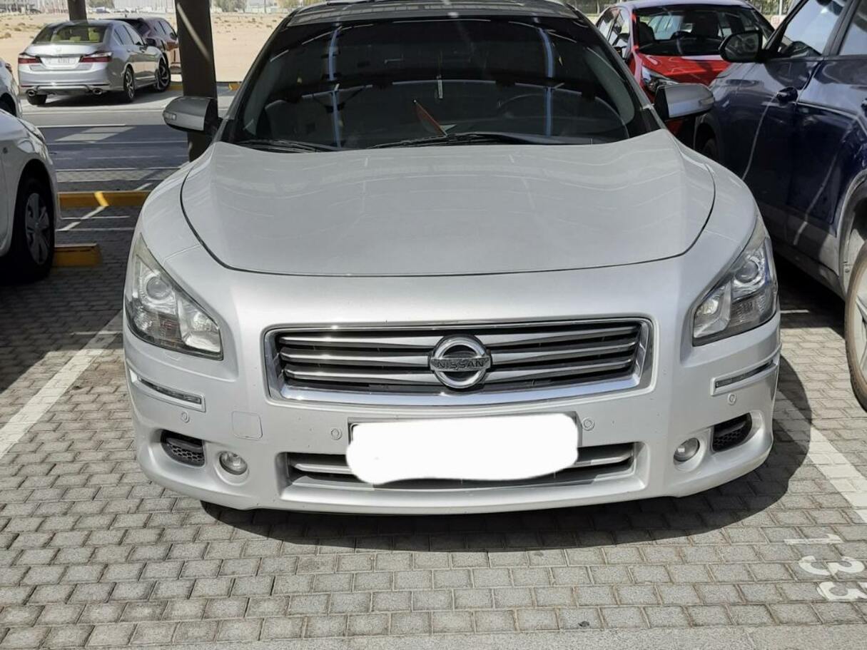 Car image 1