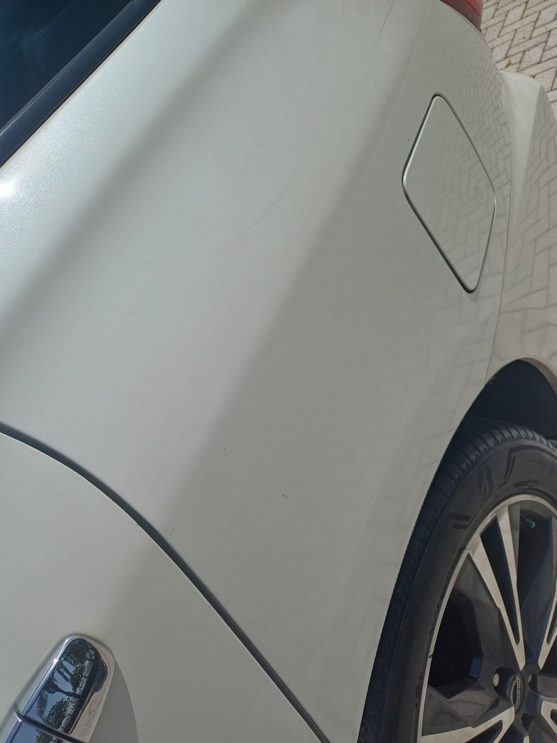 Used 2018 Nissan Pathfinder for sale in Dubai