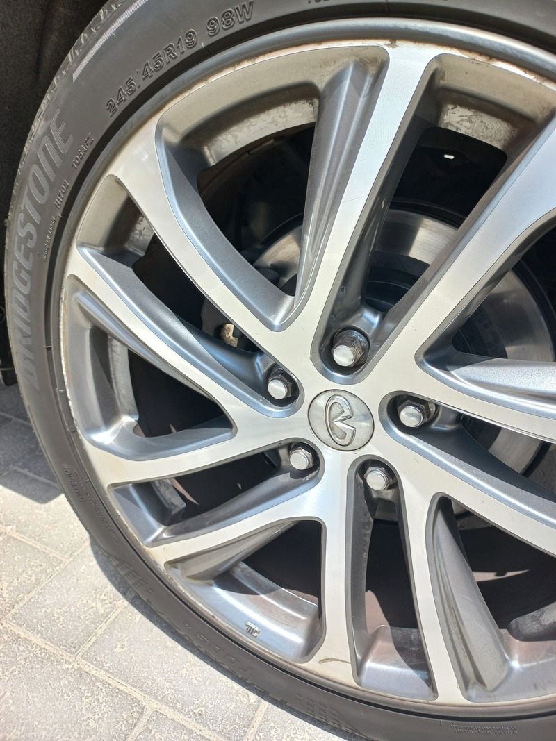 مستعمله 2018 انفنتي QX50 للبيع فى أبوظبي