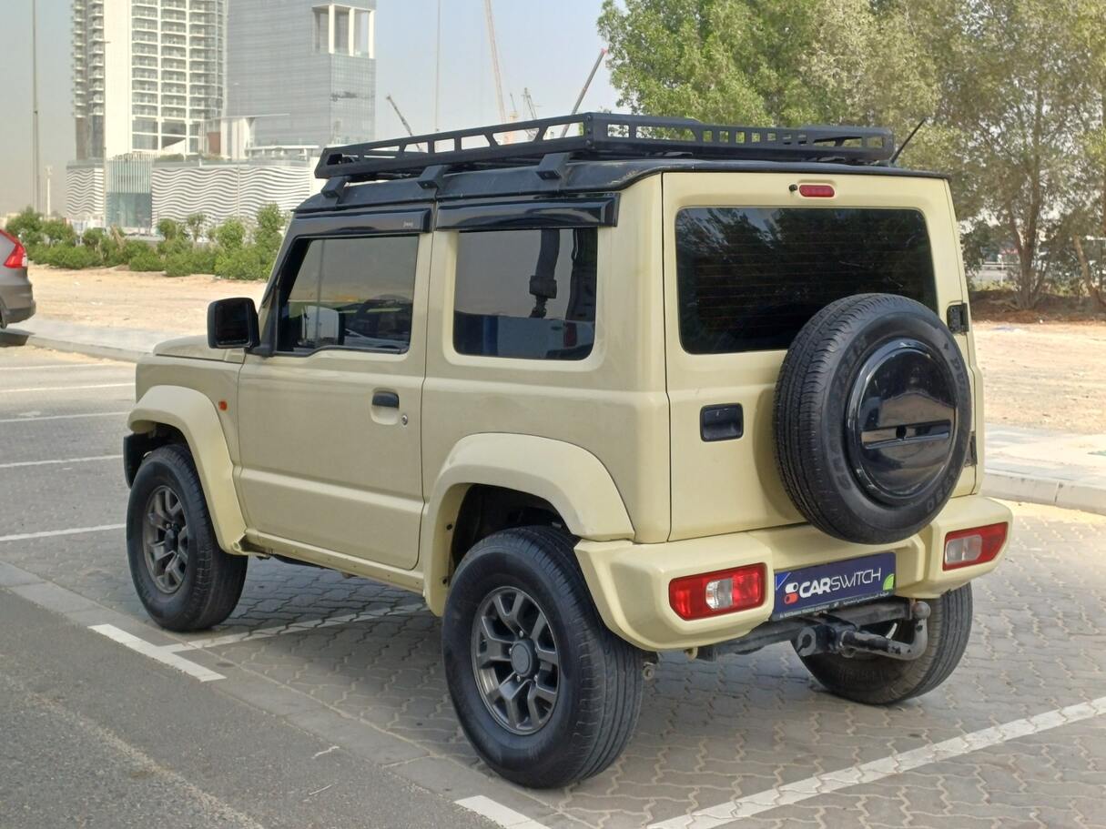 Car image 7