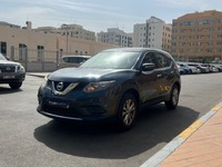 Used 2017 Nissan X-Trail for sale in Abu Dhabi