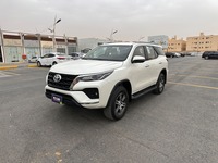 Used 2022 Toyota Fortuner for sale in Riyadh