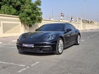 Porsche Panamera 4
