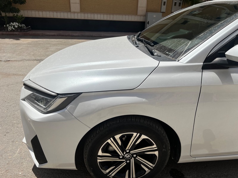 Used 2024 Toyota Yaris for sale in Riyadh