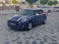 Used 2017 MINI Cooper for sale in Dubai
