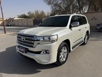 مستعمله 2016 تويوتا لاندكروزر للبيع فى الرياض