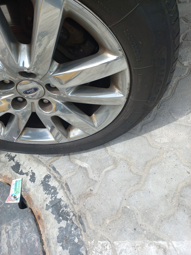 Used 2013 Ford Edge for sale in Abu Dhabi