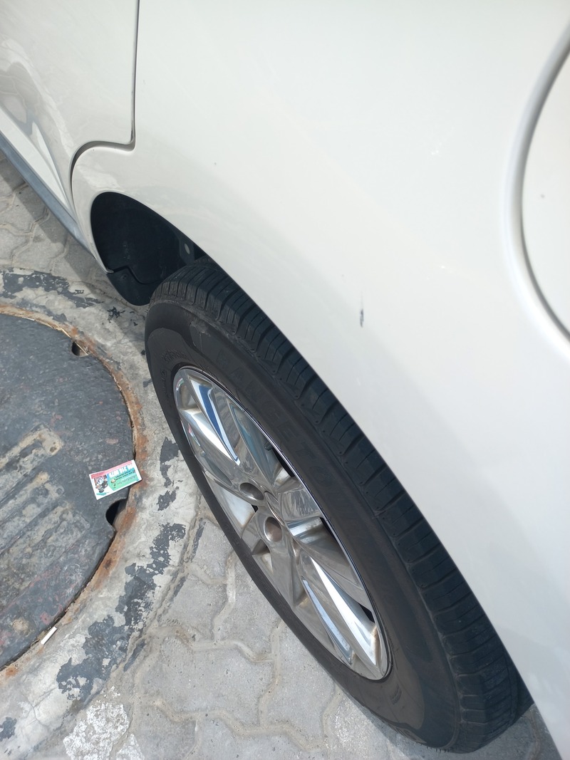 Used 2013 Ford Edge for sale in Abu Dhabi