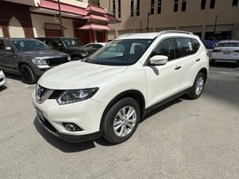 Nissan X-Trail Used 2016 Nissan X-Trail for sale in Riyadh