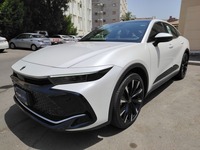Used 2023 Toyota Crown for sale in Jeddah