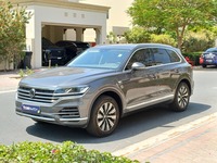 Used 2021 Volkswagen Touareg for sale in Dubai