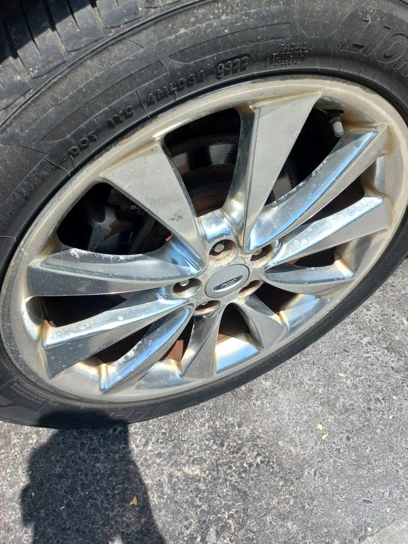 Used 2012 Ford Flex for sale in Abu Dhabi