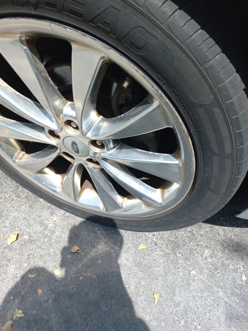 Used 2012 Ford Flex for sale in Abu Dhabi