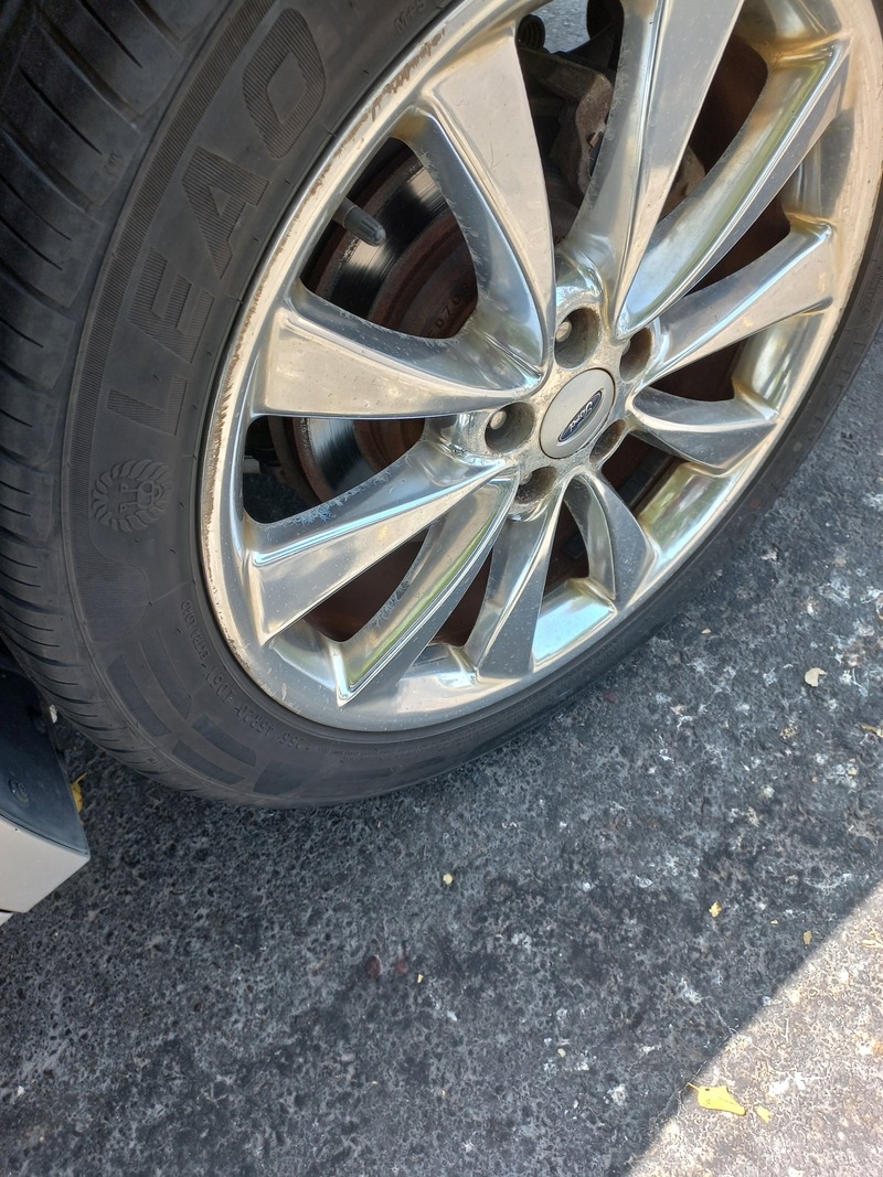 Used 2012 Ford Flex for sale in Abu Dhabi