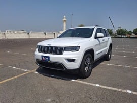 Jeep Grand Cherokee Used 2019 Jeep Grand Cherokee for sale in Dubai
