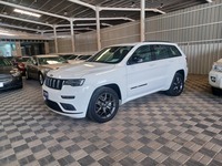 Used 2019 Jeep Grand Cherokee for sale in Riyadh