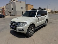 Used 2016 Mitsubishi Pajero for sale in Riyadh