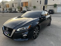 مستعمله 2021 نيسان ألتيما للبيع فى الرياض