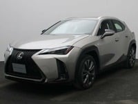 Lexus UX200