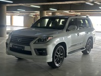 Lexus LX570