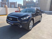 Used 2017 Infiniti QX70 for sale in Dubai