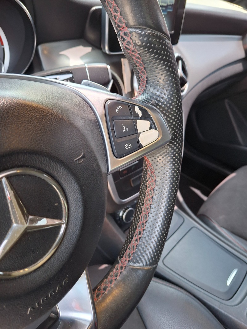 مستعمله 2015 مرسيدس CLA250 للبيع فى أبوظبي