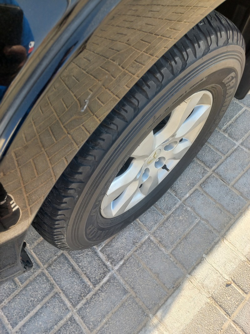 Used 2014 Mitsubishi Pajero for sale in Abu Dhabi