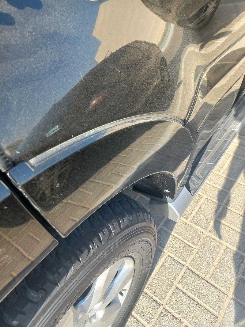 Used 2014 Mitsubishi Pajero for sale in Abu Dhabi