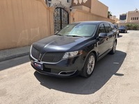 مستعمله 2014 لينكولن MKT للبيع فى الرياض