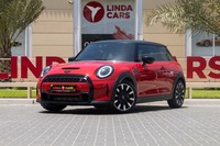 Used 2022 MINI Cooper for sale in Dubai