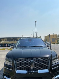 Used 2019 Lincoln Navigator for sale in Dubai