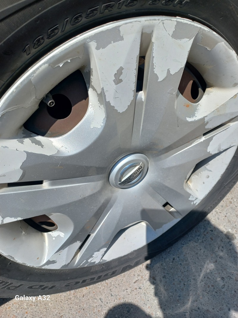Used 2013 Nissan Tiida for sale in Abu Dhabi