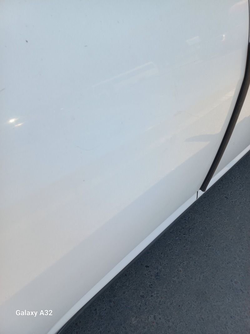 Used 2013 Nissan Tiida for sale in Abu Dhabi