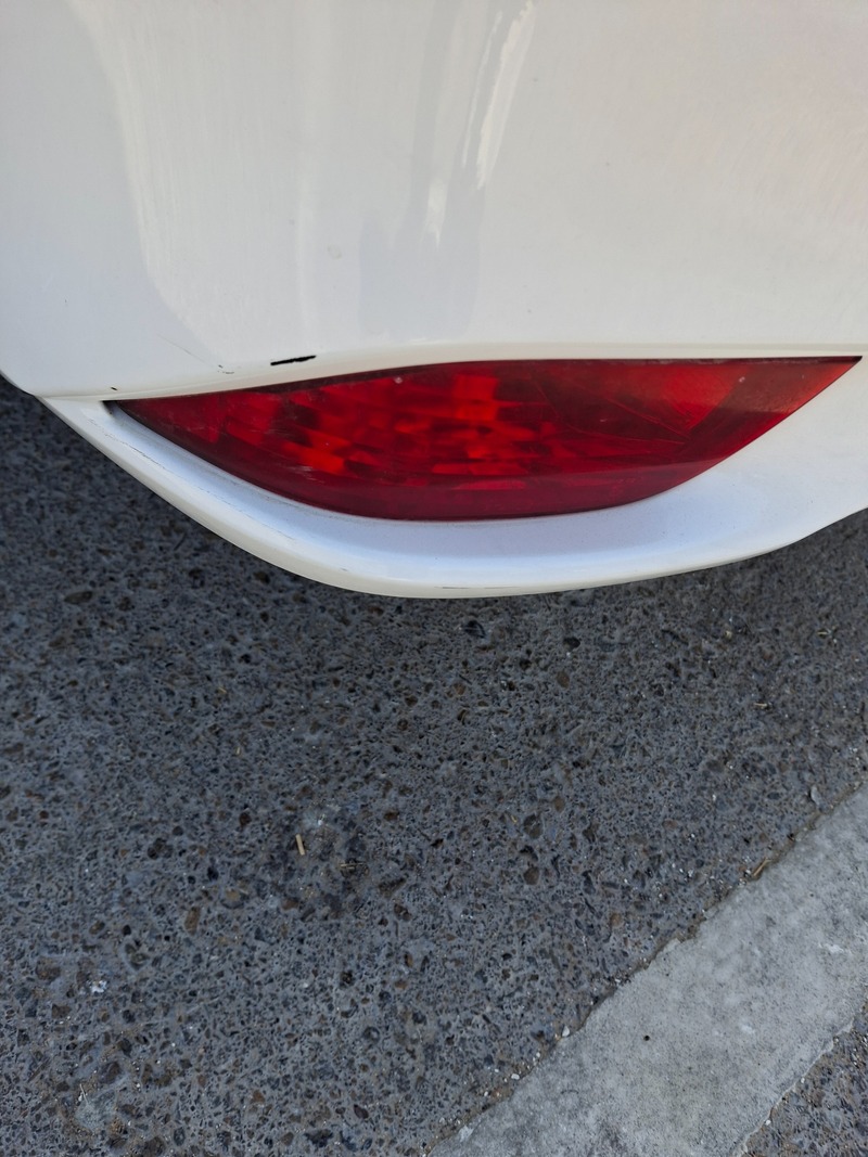 Used 2016 Toyota Yaris for sale in Abu Dhabi