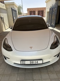 مستعمله 2022 تسلا موديل 3 للبيع فى العين