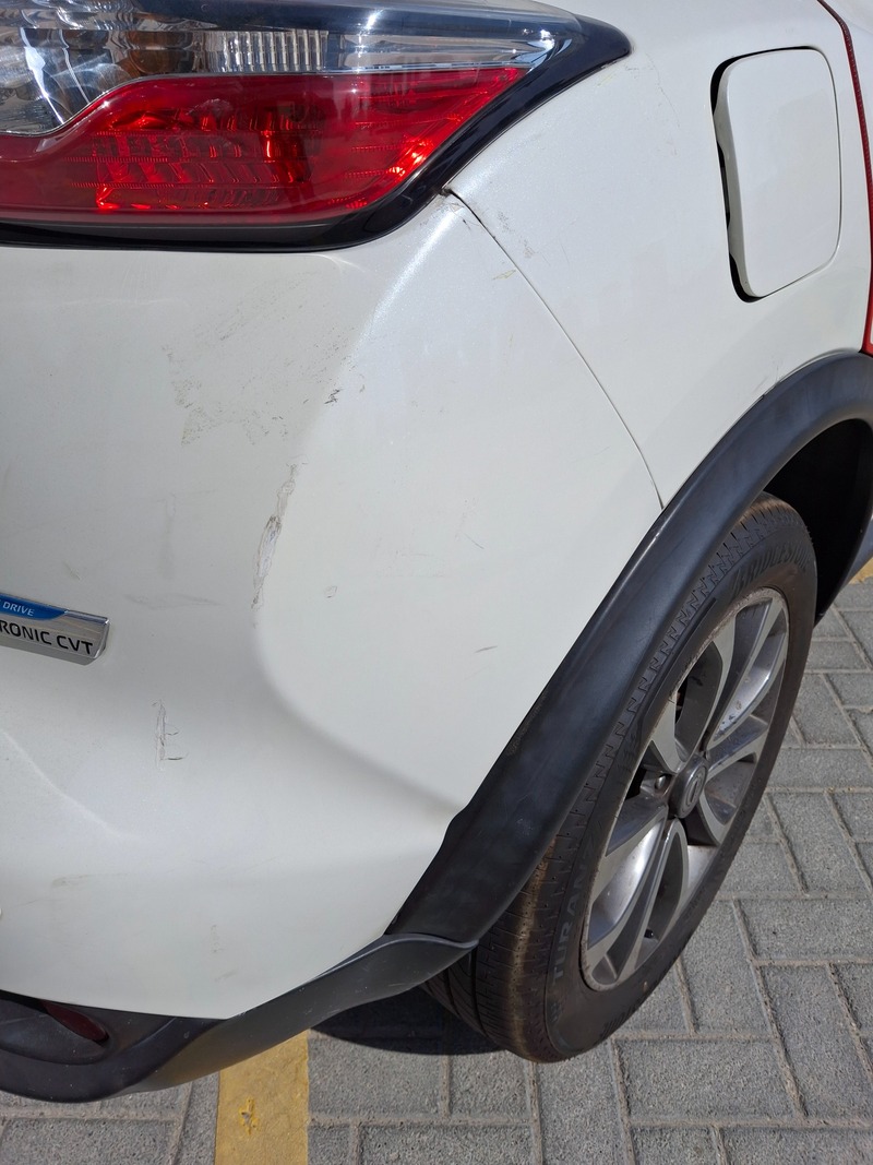 Used 2015 Nissan Juke for sale in Abu Dhabi