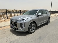 Used 2025 Hyundai Palisade for sale in Riyadh
