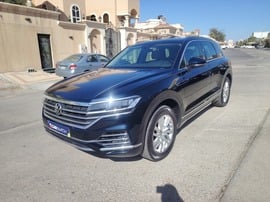Volkswagen Touareg Used 2021 Volkswagen Touareg for sale in Dammam
