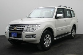 Mitsubishi Pajero Used 2022 Mitsubishi Pajero for sale in Dubai