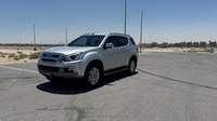 Used 2019 Isuzu MU-X for sale in Dammam