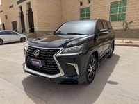 Lexus LX570