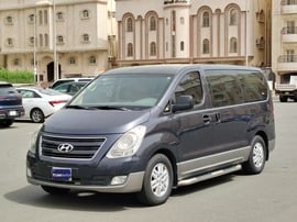 Hyundai H-1 Used 2017 Hyundai H-1 for sale in Jeddah