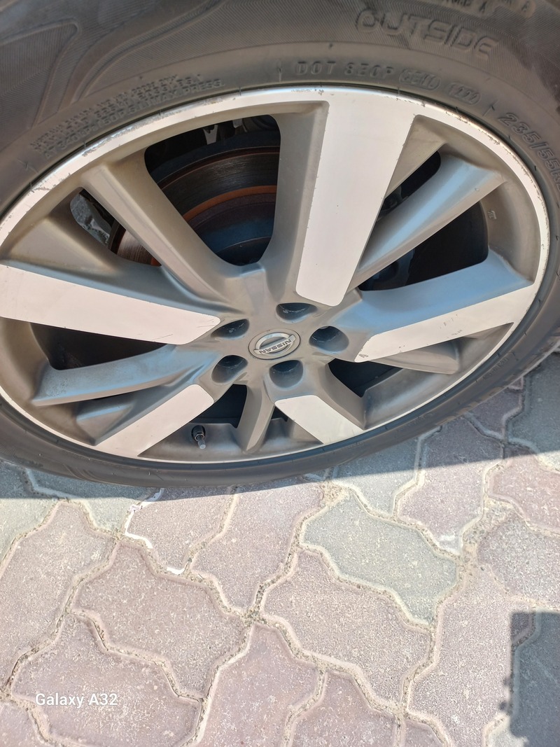Used 2015 Nissan Pathfinder for sale in Abu Dhabi