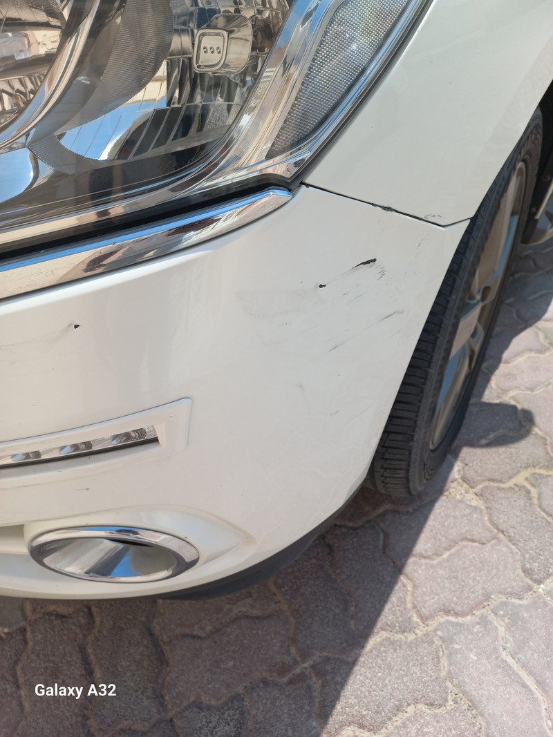Used 2015 Nissan Pathfinder for sale in Abu Dhabi