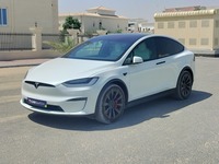 مستعمله 2023 تسلا موديل X للبيع فى دبي