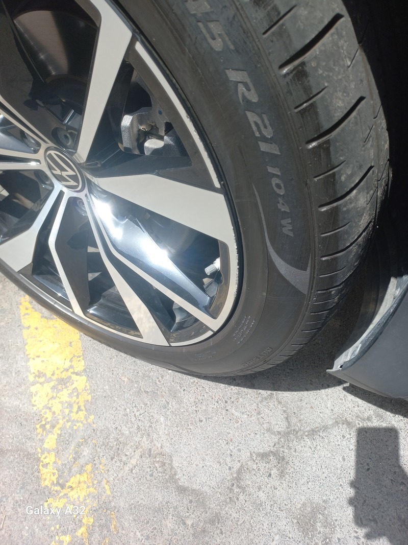 Used 2024 Volkswagen Teramont for sale in Abu Dhabi
