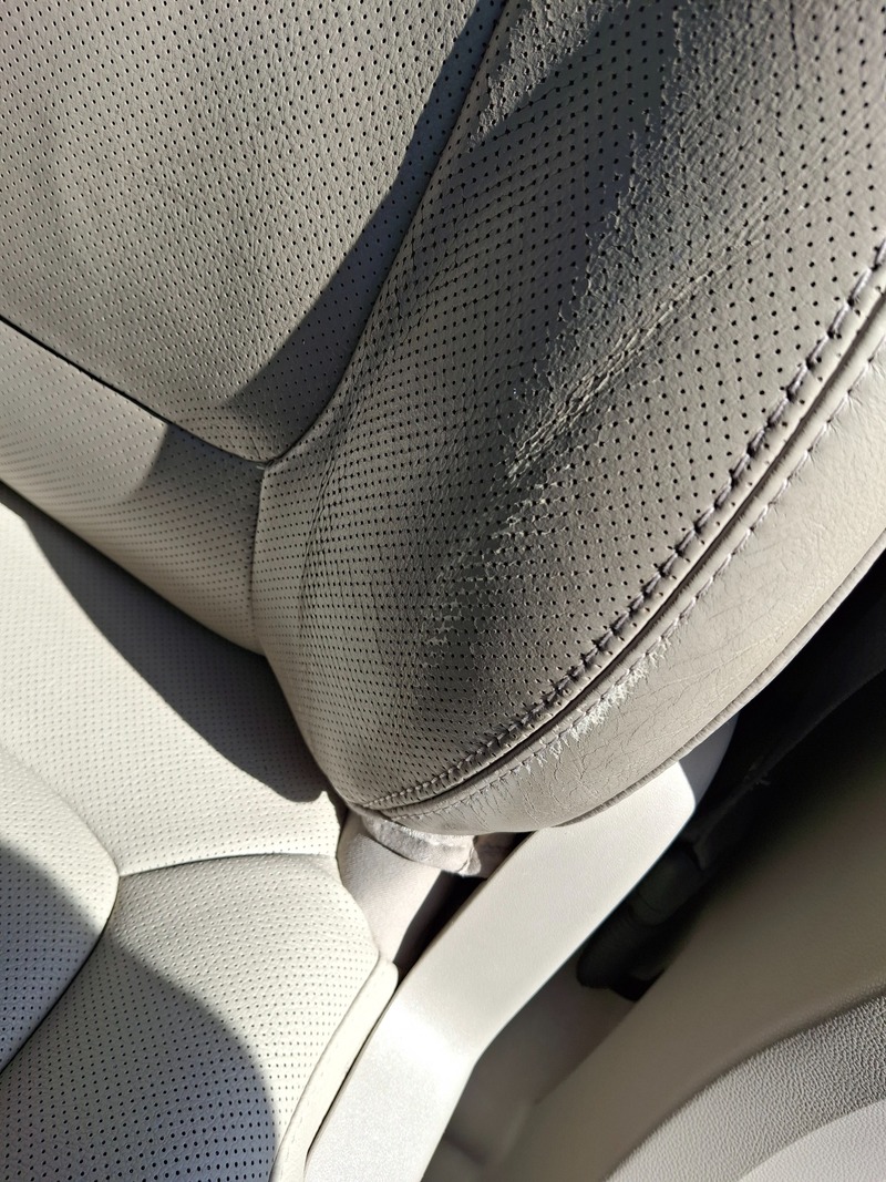 Used 2015 Ford Explorer for sale in Abu Dhabi