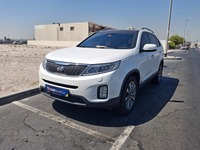 Used 2014 Kia Sorento for sale in Dubai